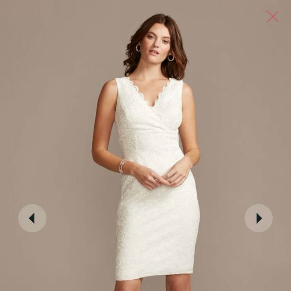 NWT David's Bridal Wedding Dress - Size 4